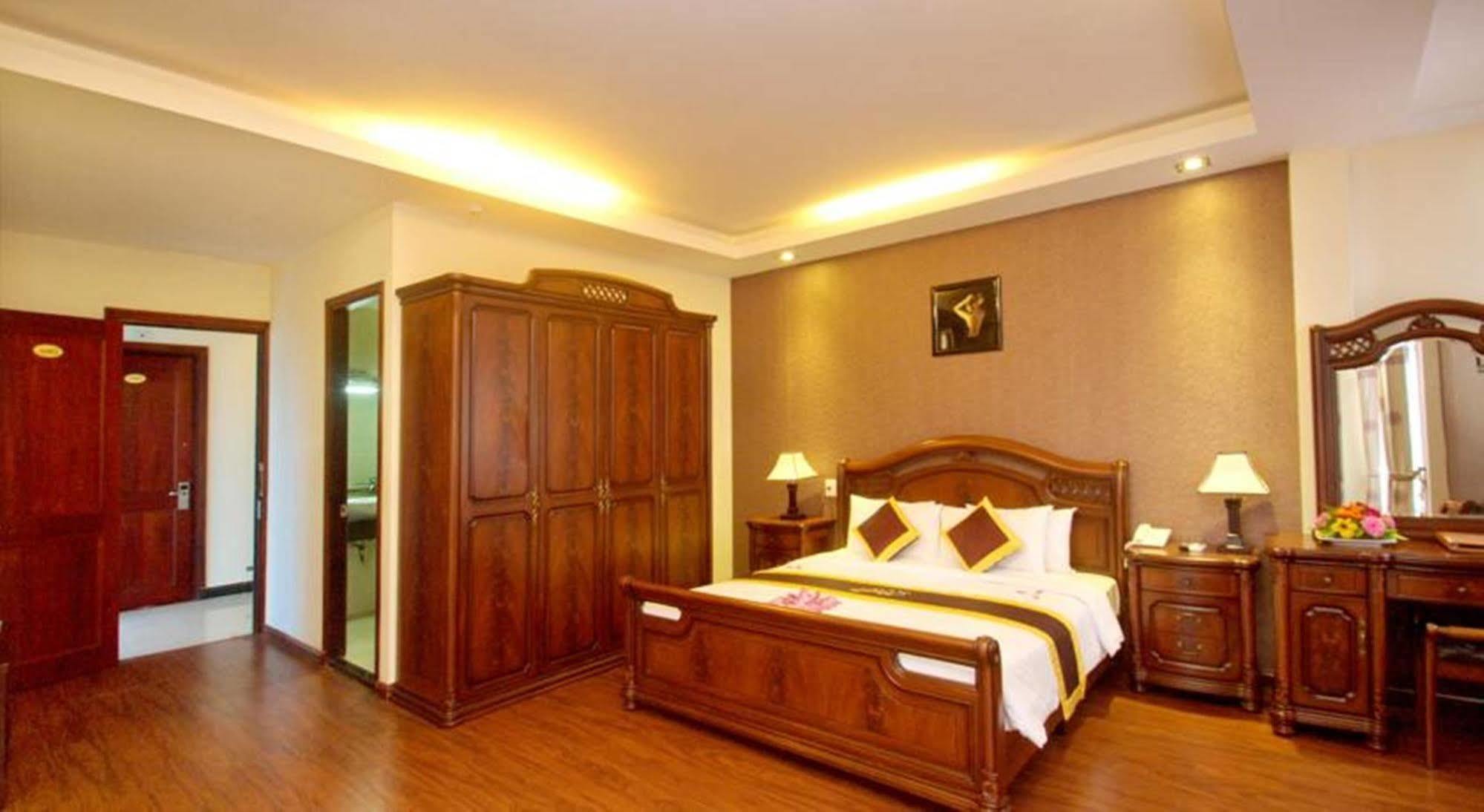 Luxury Nha Trang Hotel Zewnętrze zdjęcie